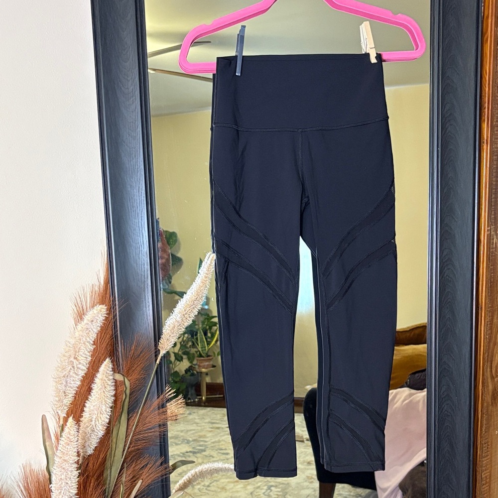 Lululemon black leggings